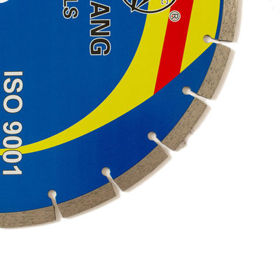 Prensa caliente 350×2.2/3.2×10×25.4×24T sinterizó el diamante dividido en segmentos para la cuchilla Granito, mármol, hormigón y ladrillo