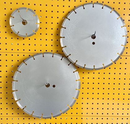 230×2.6/1.8×10×16T de alta calidad Huachang corte seco concreto soldado con autógena laser Diamond Saw Blade del granito de 9 pulgadas