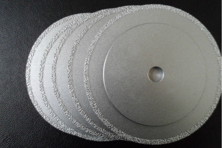 el vacío de 9,06&quot; de 230x2.23m m soldó emergencia del fuego del metal de Diamond Grinding Blade For Cutting